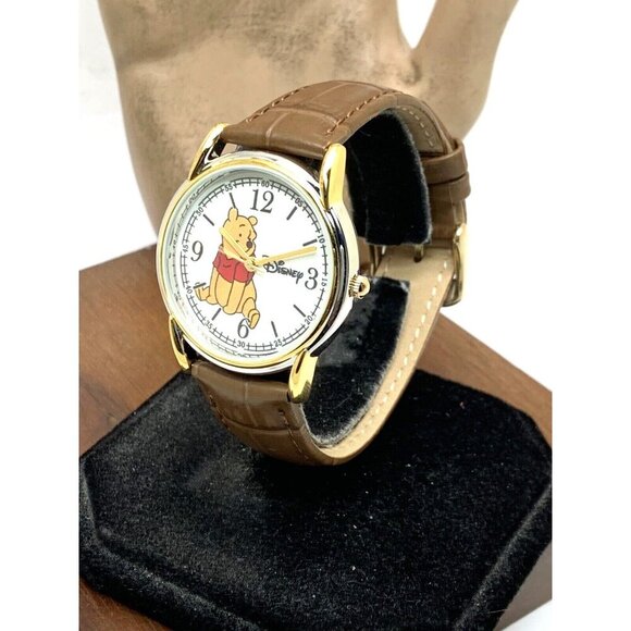 Disney Winnie the Pooh Women's Watch White Dial Quartz Brown Leather W000545 - Picture 13 of 13